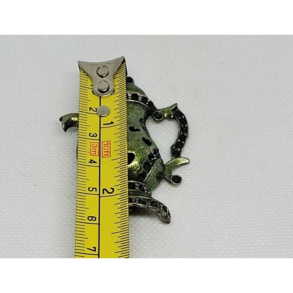 Rare Green Tea Kettle Lapel Pin Heart Embossed Hat Brooch - Picture 10 of 10